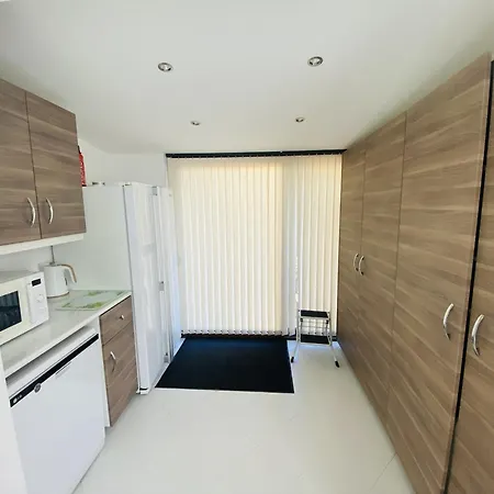 Alia Townhouse Apartment